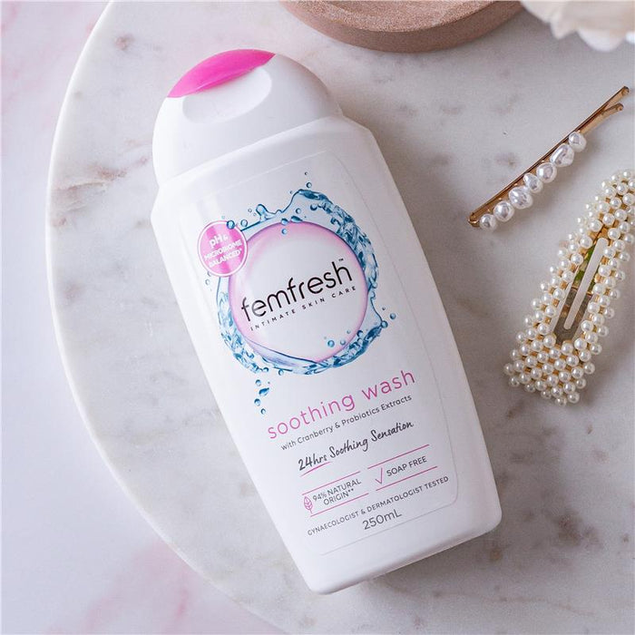 FEMFRESH Soothing Wash (250ml) - image 5